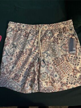 Patterned Drawstring Shorts in Cream with Red & Navy Accents **NWT